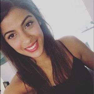 Meet your Posher, Melanie